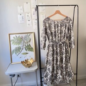 COPY - New: Lazy Lace Relaxed Fit Flexible Lace Motif Print Dress One-Piece wit…